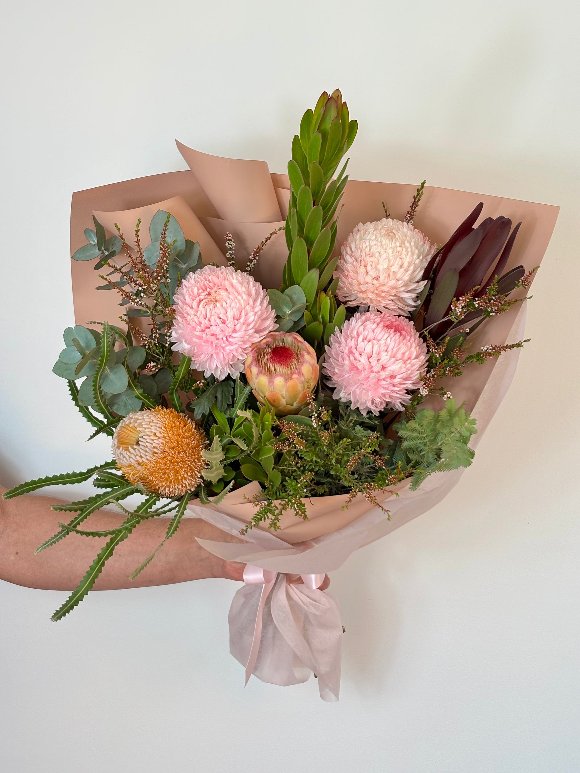 Long lasting bouquet of native flowerds